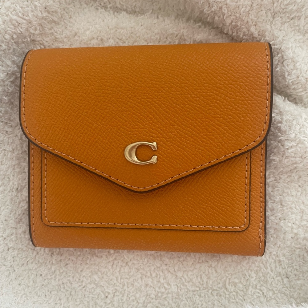 Coach Wyn Logo Small Wallet